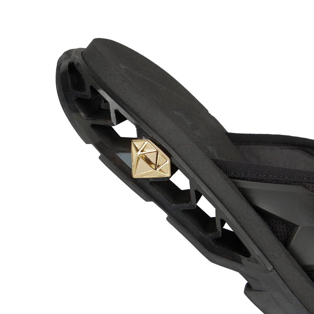 Pin Diamante Rakka - Lado Direito Dourado